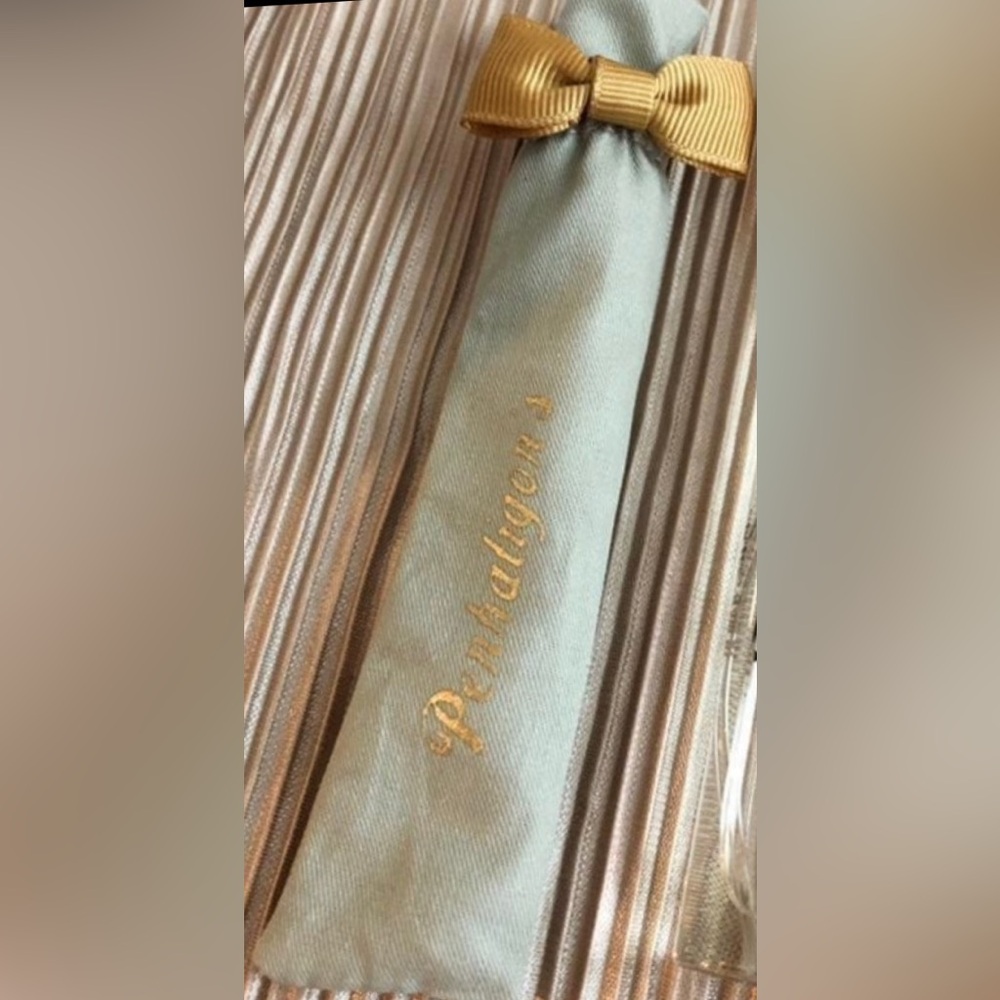 PENHALIGON'S SIGNATURE COTTON CANVAS TRAVEL POUCH WITH BOW